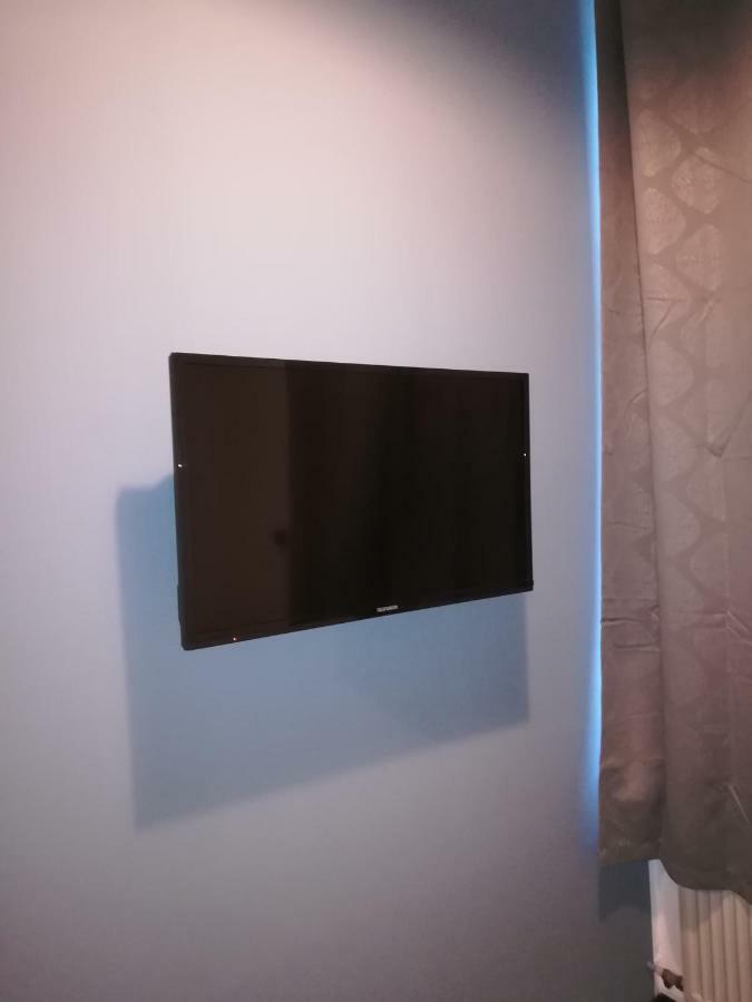 Zentrales Apartment In เกลเซนเคียร์เคน ภายนอก รูปภาพ