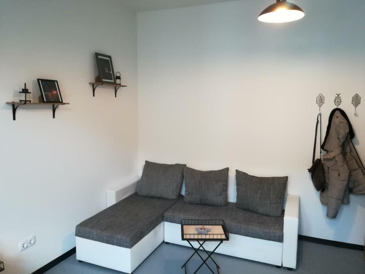 Zentrales Apartment In เกลเซนเคียร์เคน ภายนอก รูปภาพ