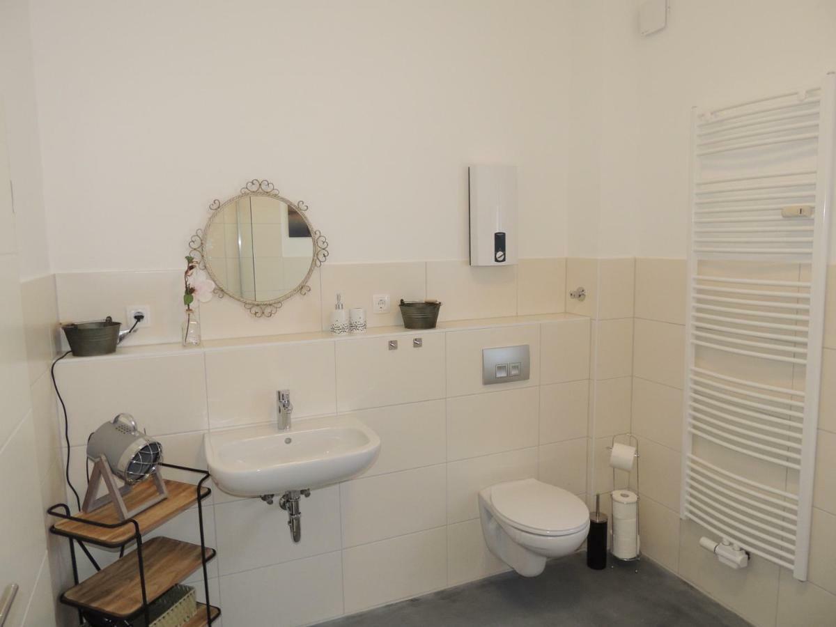 Zentrales Apartment In เกลเซนเคียร์เคน ภายนอก รูปภาพ
