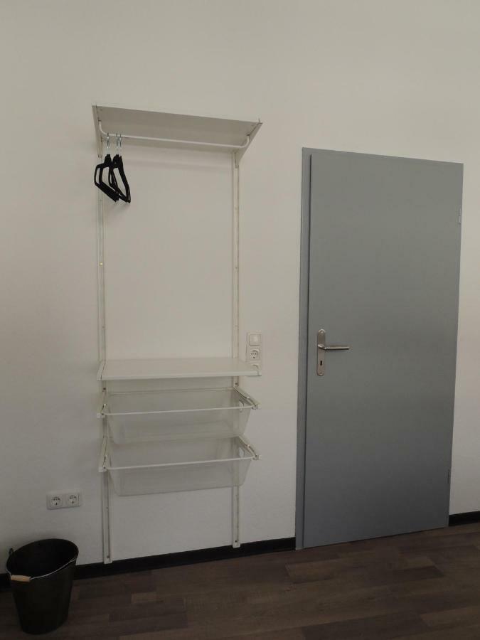 Zentrales Apartment In เกลเซนเคียร์เคน ภายนอก รูปภาพ